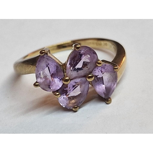 134 - 9ct Gold & Amethyst Ring, (Approx. 4.1g, Size: R/S)