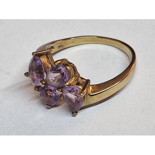 134 - 9ct Gold & Amethyst Ring, (Approx. 4.1g, Size: R/S)