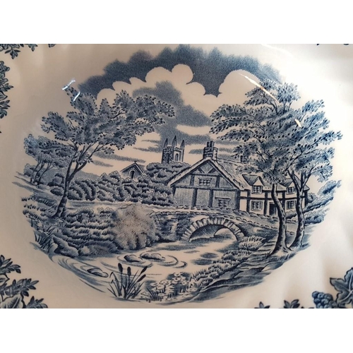 89 - 2 x Blue & White Vintage Soup Plates (Approx. Ø: 22.5cm); 'Churchill' and 'Royal Wessex', (a/f), (2)