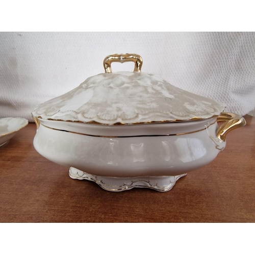 91 - Vintage 'TK Thuny' Lidded Twin Handle Serving Dish with Matching Platter, Made in Czechoslovakia, (2... 