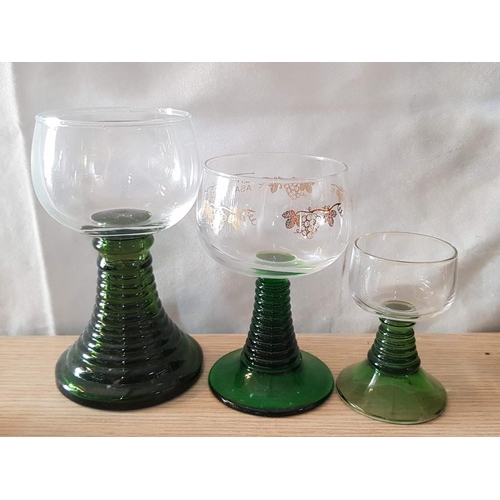 207 - Vintage Green Beehive Stemmed Cordial Aperitif Glasses (5 x Wine, 4 x Sherry) and 9 x Shot / Schnapp... 