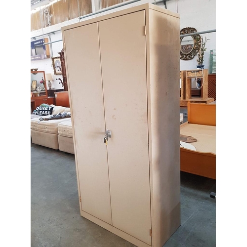 116 - 2-Door Metal Cabinet, Lockable with 2 x Keys, (Approx. 89 x 45 x 184cm)