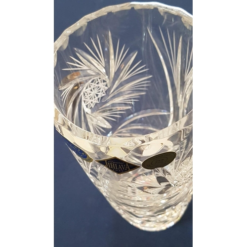 680 - Bohemia Crystal Vase (H: 20.5cm), and Sweet Dish / Bowl (Ø: 12.5cm, H: 11cm), (2)