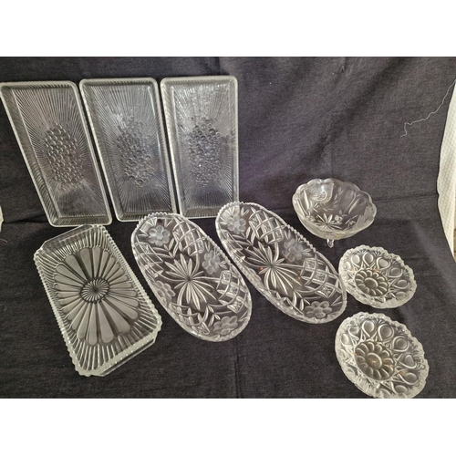 688 - Collection of Decorative Glass Tableware; 6 x Serving Trays / Platters, Pair of Ashtrays / Dishes an... 