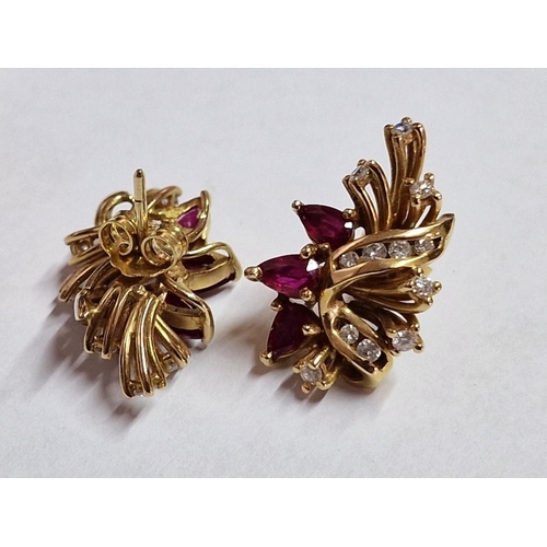 171 - 18ct Gold, Diamond and Ruby Set of Earrings and Matching Pendant on Necklace; Very Decorative & Eleg... 