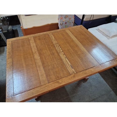 277 - Vintage / Mid-Century Solid Wood Extendable Dining Table, (Approx. 137 x 99cm, Plus 76cm Extensions)