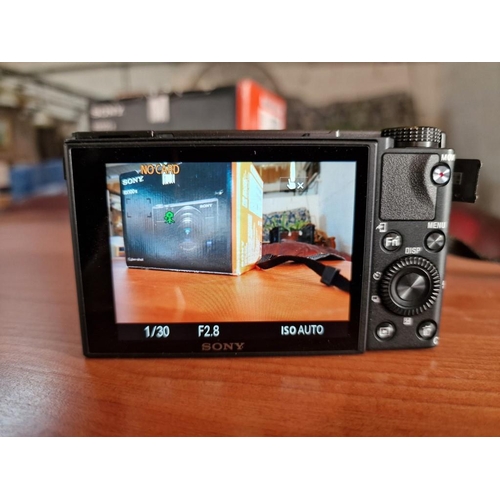 333 - Sony Cybershot RX100 VI, 20.1 MP Premium Compact Digital Camera, Together with Original Box and a Ca... 