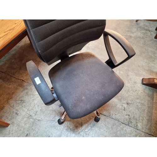 497 - Black Colour Office Chair with Arms