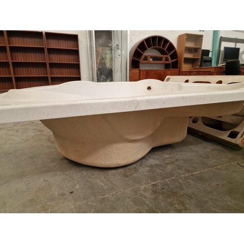 521 - White Corner Bath Tub, (Approx. 140 x 140cm), Ex-Display / Stock Clearance (Unused)