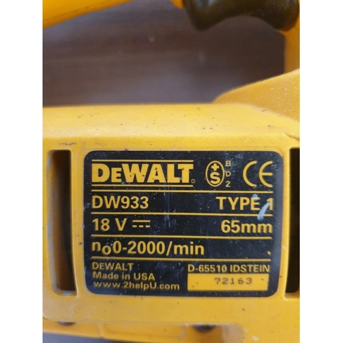 115 - DeWalt DW933 18v Cordless Jigsaw, Battery, 2x Charger and Carry Case (Basic Test and Working)