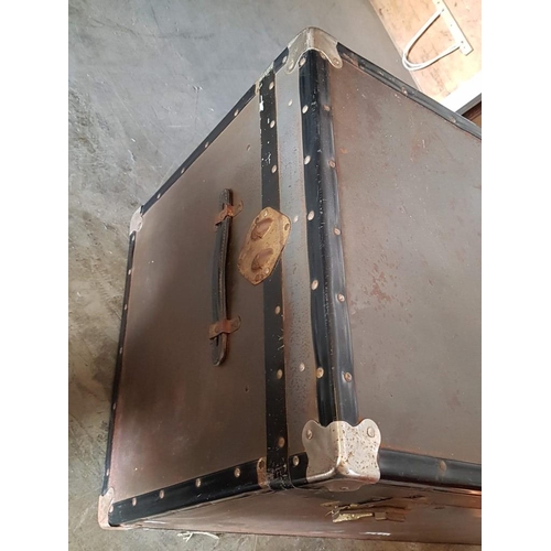 31 - 20th Century Metal Clad Shipping Trunk with Clasps and Handles (102 x 54 x 52cm)