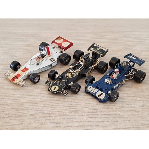 319 - Collection of 12x Sports and Racing Car Models