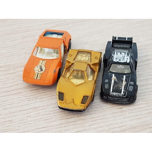 319 - Collection of 12x Sports and Racing Car Models