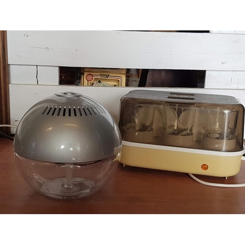 387 - Electric Home Tools: Vintage 'Bel' Yogurt Maker (Model b15) and Globe Fresh Air Revitaliser Purifier... 