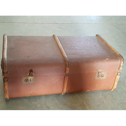 4 - Fabric and Wooden Bound Shipping Trunk with Handles and Clasps (86 x 48 x 33cm)