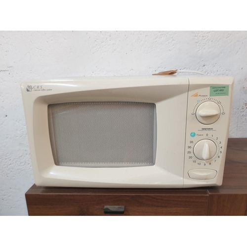 413 - Daewoo 800w Microwave, (Model: KOR-6315) Untested