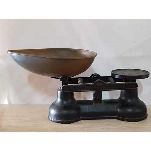 5 - Vintage Salter Staffordshire Cast Iron Kitchen Scales, Circa 1930s, Together with 4x Cast Iron Weigh... 