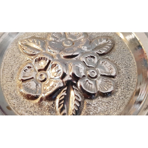 178 - 2 x Vintage Cypriot Silver (.830) Pin Dishes, One with Ear of Barley Design (Ø: 9.5cm, 39g) and Othe... 