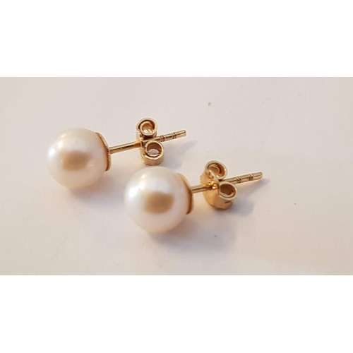 183 - 14ct Gold Single Peal Stud Earring, (Approx. 1.9g)