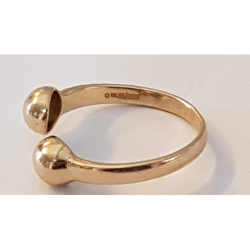 184A - 9ct Gold Open Thumb Ring, (Approx. Size: R, 2g)