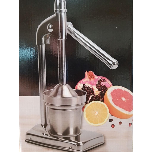 294 - Kitchen Tools: Manual Juicer 'Home Classic' and 'Imperial' Waffell Maker (2x Boxed, Untested)