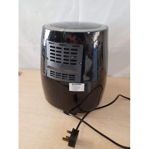 300 - 'Blaupunkt' Air fryer 1500W/Temp. Range. 150 - 200C, 2.5L, 4 Functions