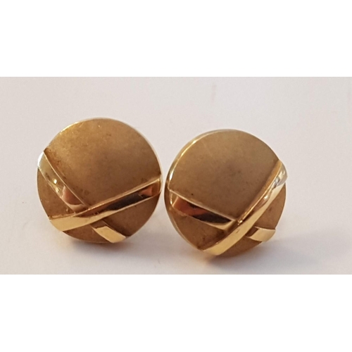 342 - Pair of 9ct Button Shaped Earrings, (Approx. 5.7g)