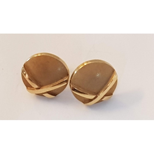 342 - Pair of 9ct Button Shaped Earrings, (Approx. 5.7g)