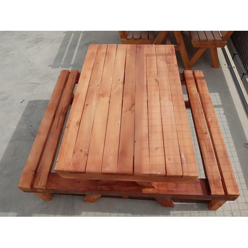 376 - Solid Wood Garden Patio Picnic Bench/Table with Benches