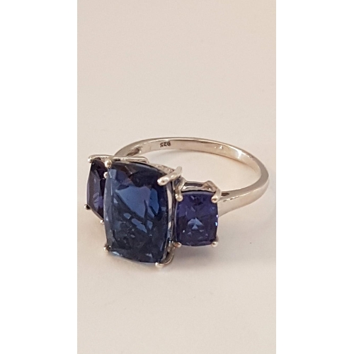 519 - Silver Ring (925) with 3 x Large Blue Stones / Crystals, (Approx. Size: U/V, 5g)