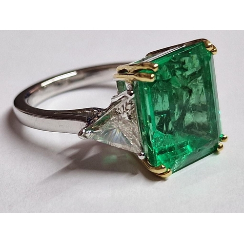 173A - Columbian Emerald, Diamond and 18ct Gold Ring; Rectangular Step Cut Columbian Emerald (Approx. 9.15c... 