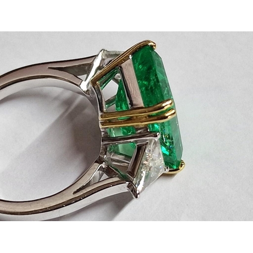 173A - Columbian Emerald, Diamond and 18ct Gold Ring; Rectangular Step Cut Columbian Emerald (Approx. 9.15c... 