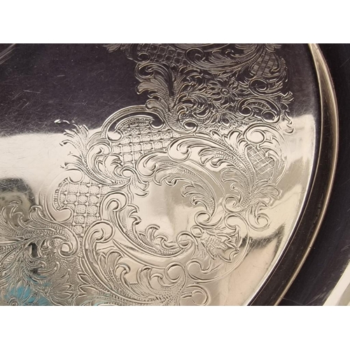 196 - Pair of Yeoman Plate Decorative Silver Plated Round Serving Trays, (Approx. Ø: 29.5cm), (2)