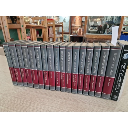 665 - 'Modern Business' 17 x Volumes of 'Grolier' Hard Back Books, by Alexander Hamilton Institute, New Yo... 