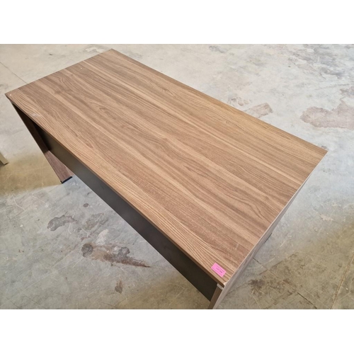 671 - Modern Walnut Effect Rectangular Office Desk, (Approx. 140 x 70cm)