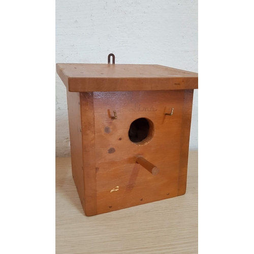 579 - Solid Wood Nesting Box for Birds, (Approx. 24 x 19 x 22cm)