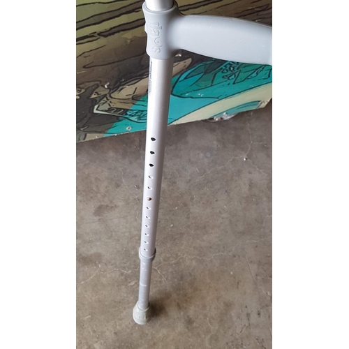 317 - 'Performative Health' Adjustable Crutches