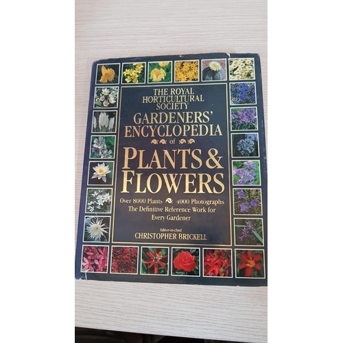 60 - The Royal Horticultural Society Gardeners Encyclopedia of Plants & Flowers, Together with The Illust... 