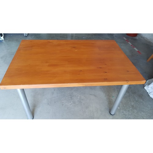 437 - Wooden Top Table with Metal Legs (79 x 118 x 66cm)