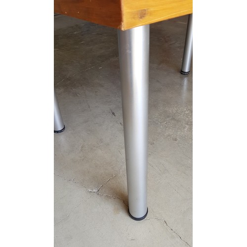 437 - Wooden Top Table with Metal Legs (79 x 118 x 66cm)