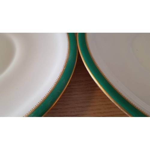 543y - Collection of Vintage Royal Worcester Plates with Green & Gold Rim; 3 x Side Plates (Ø: 20cm), 2 x R... 