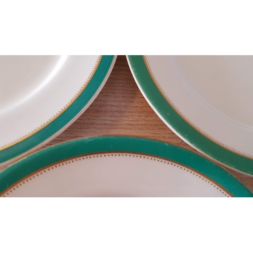 543y - Collection of Vintage Royal Worcester Plates with Green & Gold Rim; 3 x Side Plates (Ø: 20cm), 2 x R... 