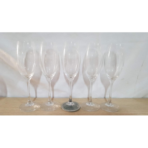 547y - 8 x Wine Glasses (5+3)