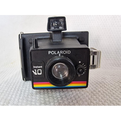 9 - 2 x Vintage Polaroid Camera; 'Instant 10' and 'Colorpack 82', (2)