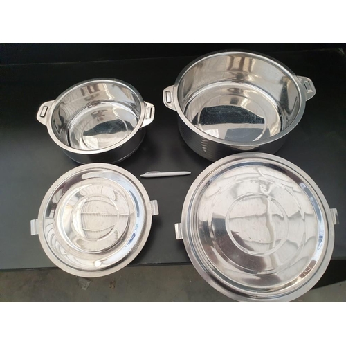 227 - 1 x medium and 1 x large stainles steel food warmers