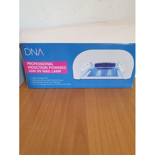 247 - DNA (Design Nail Company) UV Nail lamp with selection of gel nail colours. (basic test and working)