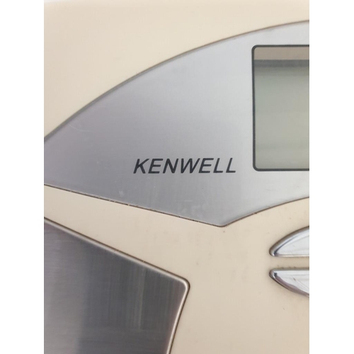 96 - Kenwell Body fat and hydration digital weighing scales. (basic test and working)