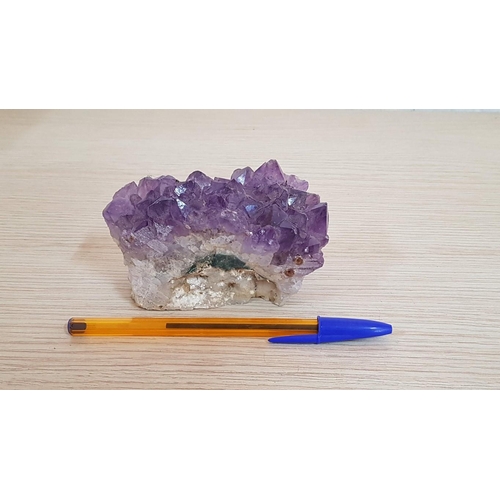 191 - Collection of Amethyst Quartz Crystals, (Approx. 2 x Pcs 450g, and 3 x Pcs 630g, Ranging from 6cm-10... 