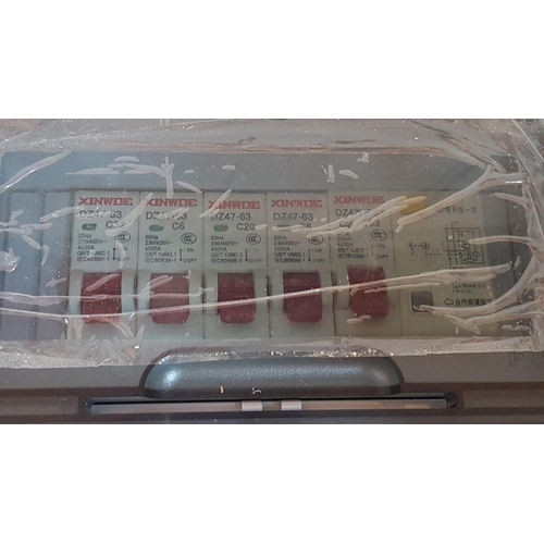 370 - 240v 4-Way Fuse Box, (Unused)