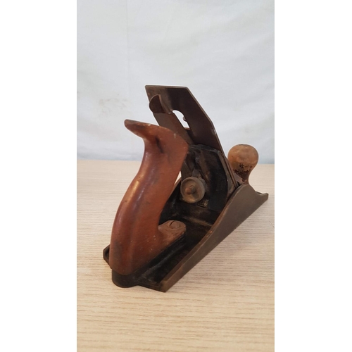 55 - ‘Acorn’ smoothing plane – 26cm bed